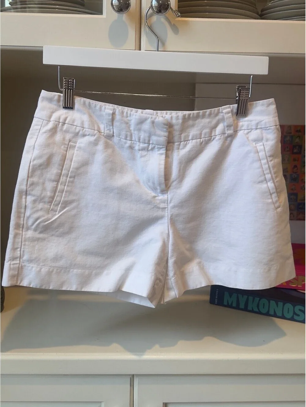 LOFT White Tailored Linen Blend Shorts Size 2